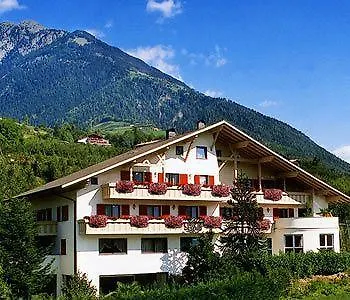 Weger Hotel Dorf Tirol