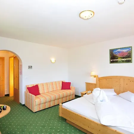 Hotel Weger Dorf Tirol
